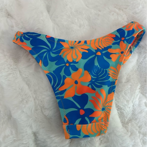 Kulani Kinis Floral Bikini Bottom - Picture 3 of 4
